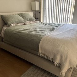 Queen size Mattress With Box Spring 