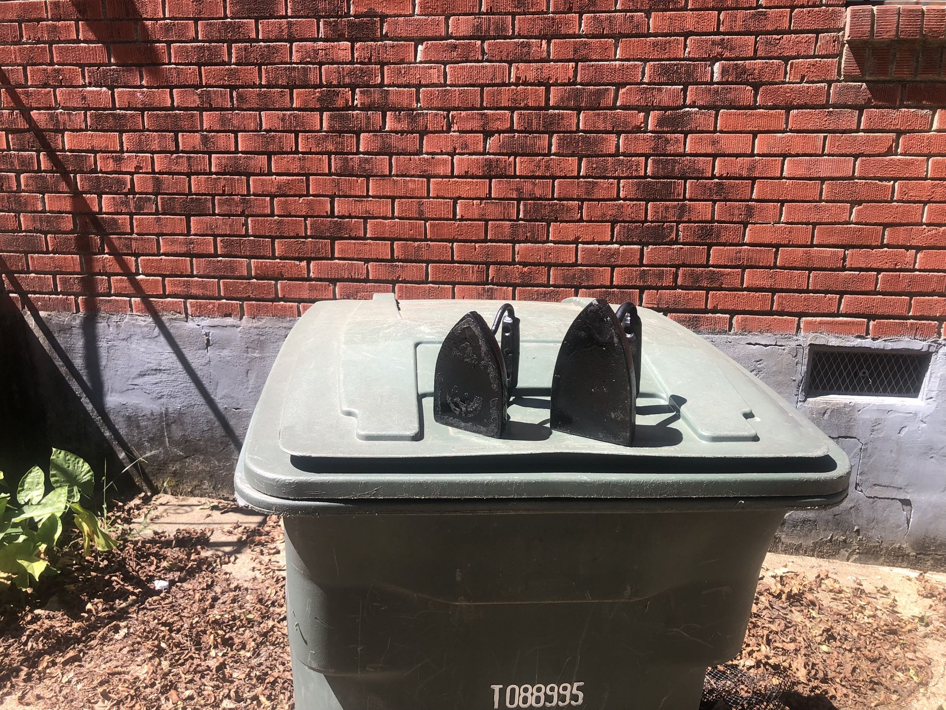 Smoothing Irons