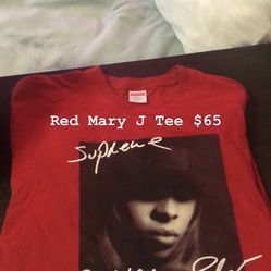Mary j Supreme Tee Size L