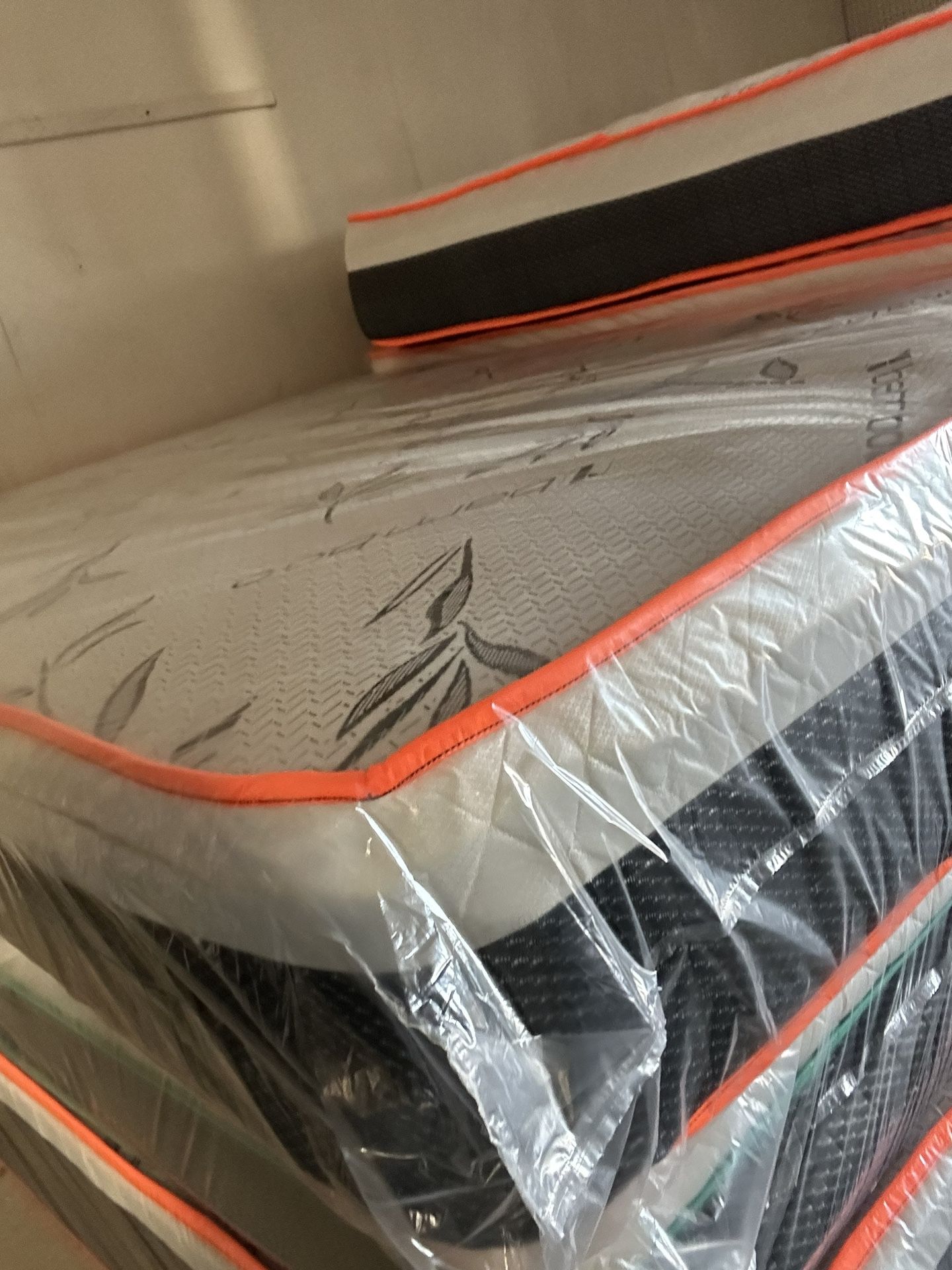 Queen Plush Top With Boxspring And Delivery