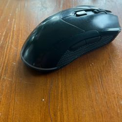 Onn. It Was Made And 2023 And It A Game Mouse And All I’m Asking For 50 $