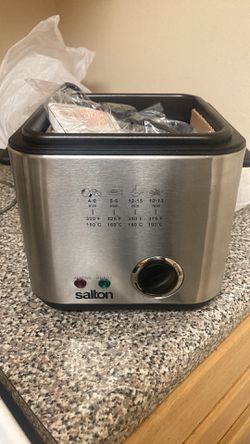 Salton Compact Deep Fryer