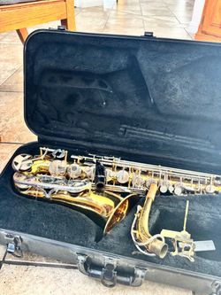 King  Model 660 Alto Saxophone