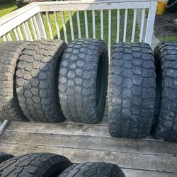 35/12.5/22