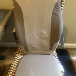 Homedics Kneading & Heat Massage Cushion