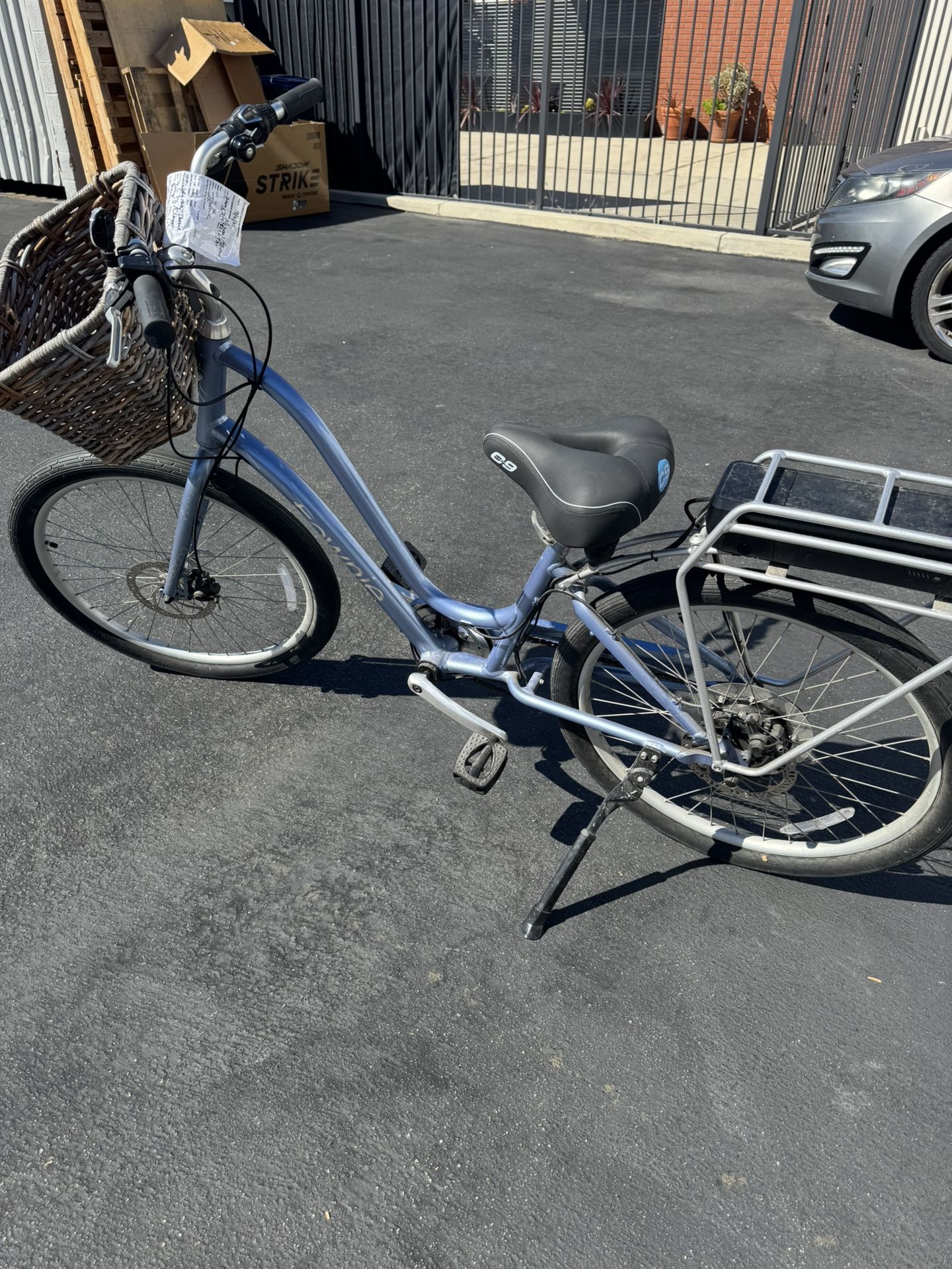 Beach Cruiser E-bike Townie