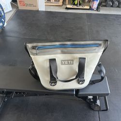 Yeti Hopper Cooler