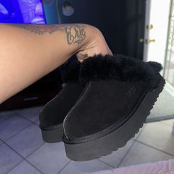 Uggs Size 9 