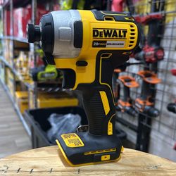 DEWALT 20V MAX Lithium-Ion Brushless Cordless 1/4 in. Impact Driver