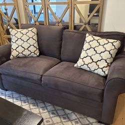 Raymour & Flanigan Sleeper Sofa Loveseat