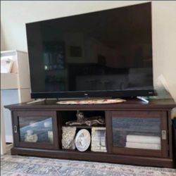 TV with TV table
