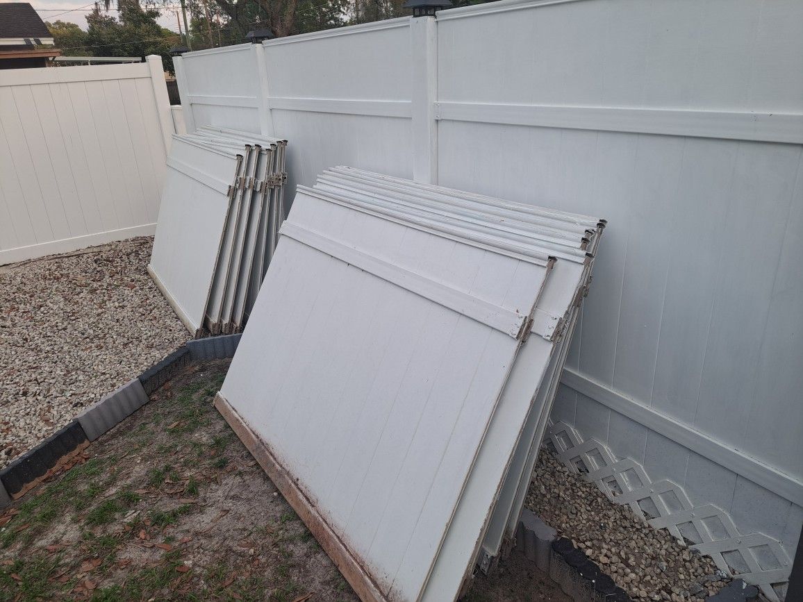 4x6 Vynil Fence