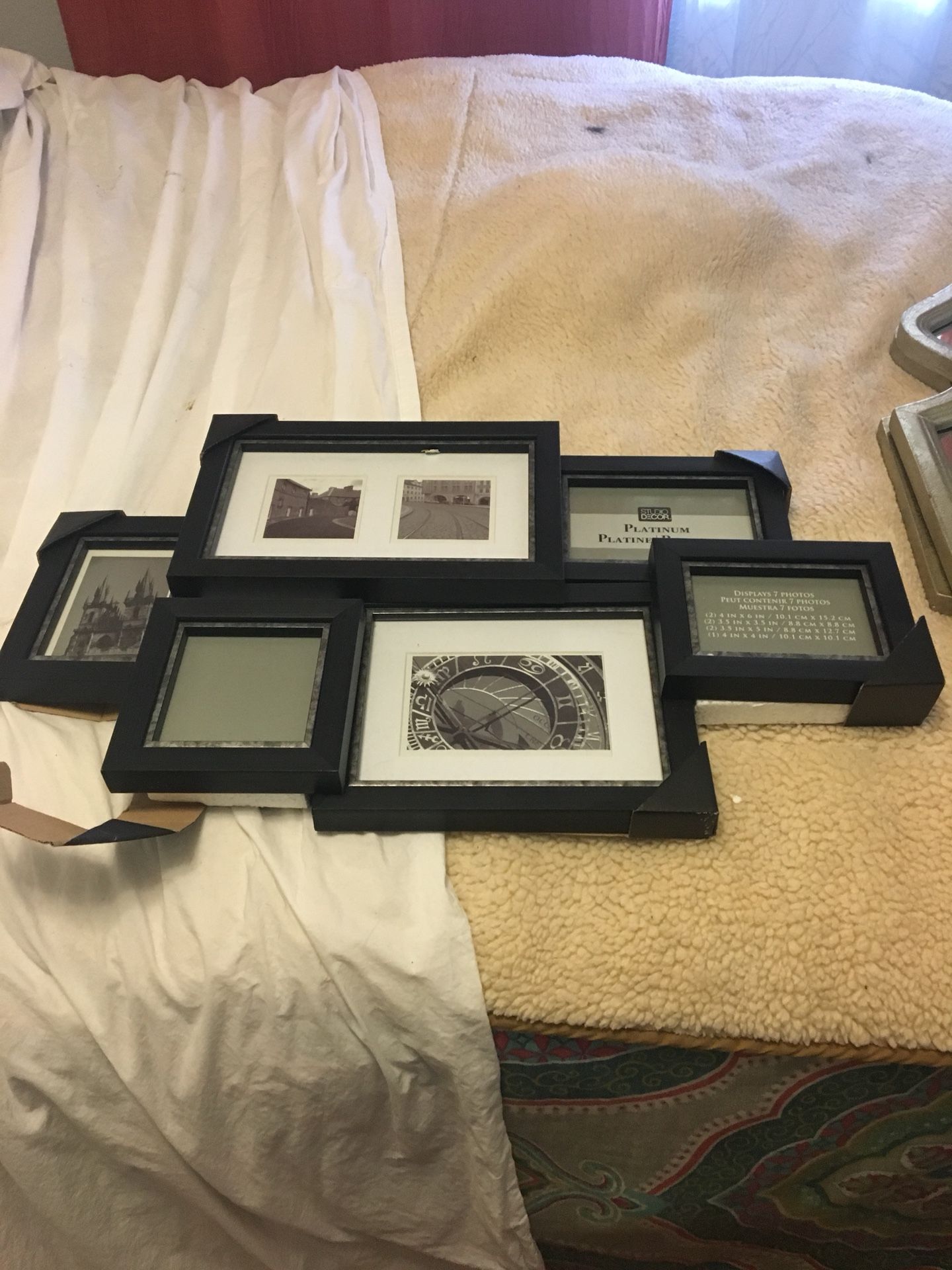 Multi picture frame