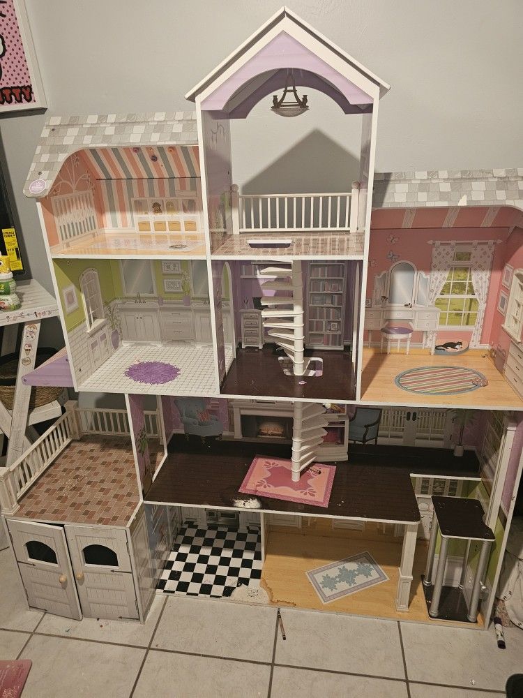 Doll House