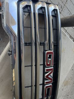 GMC Arcadia 2022 Crome Grille Oem