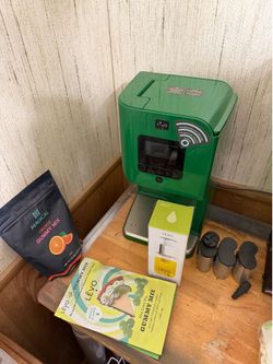 Levo 2 + Gummy Mixer Machine