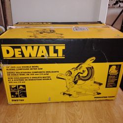 12" DOUBLE BEVEL SLIDING COMPOUND MITER SAW