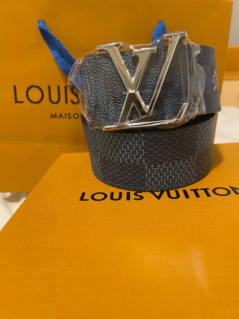 Luis Vuitton Belt for Sale in Miami, FL - OfferUp
