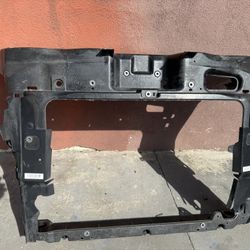 2016-2017-2019 Ford Explorer Radiator support