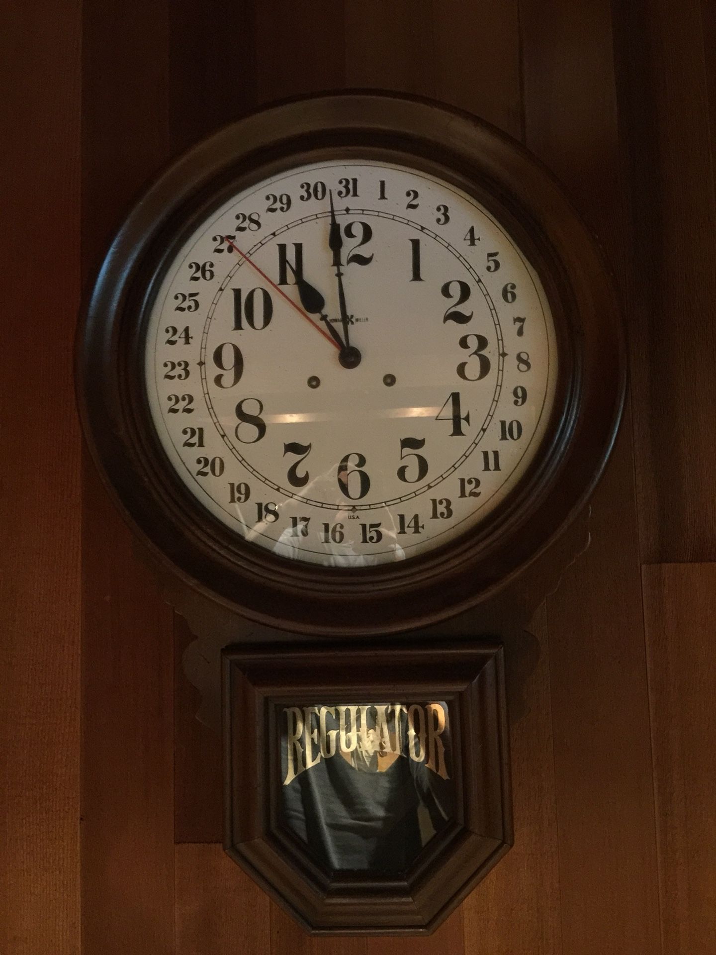 Howard Miller Barwick 8 Day Key Wind Wall Clock Model 4922 Regulator For Sale In Lynden
