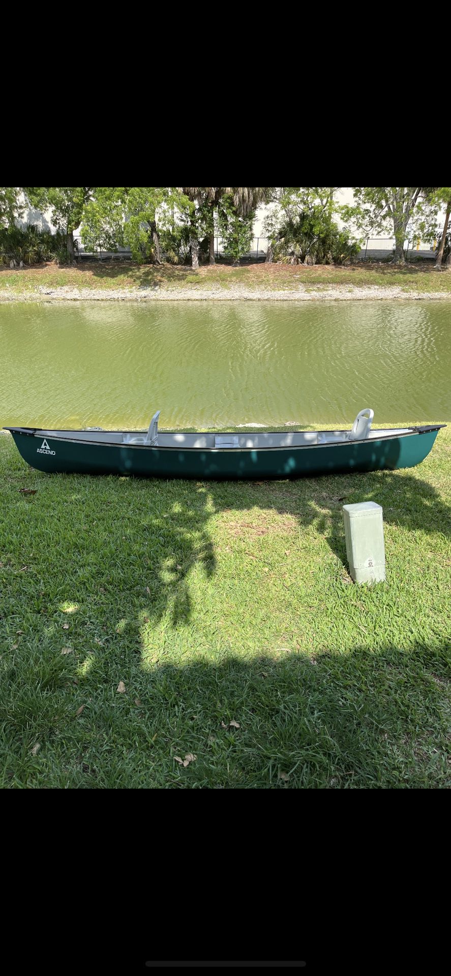 Ascend 15’ Canoe With Paddles