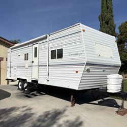 2003 Coachmen 26ft Travel Trailer With Large Slide Out 