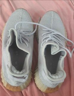 Adidas Yeezy Boost 350 V2 Sneakers