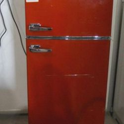 Galanz Refrigerator 