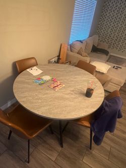 Kitchen table