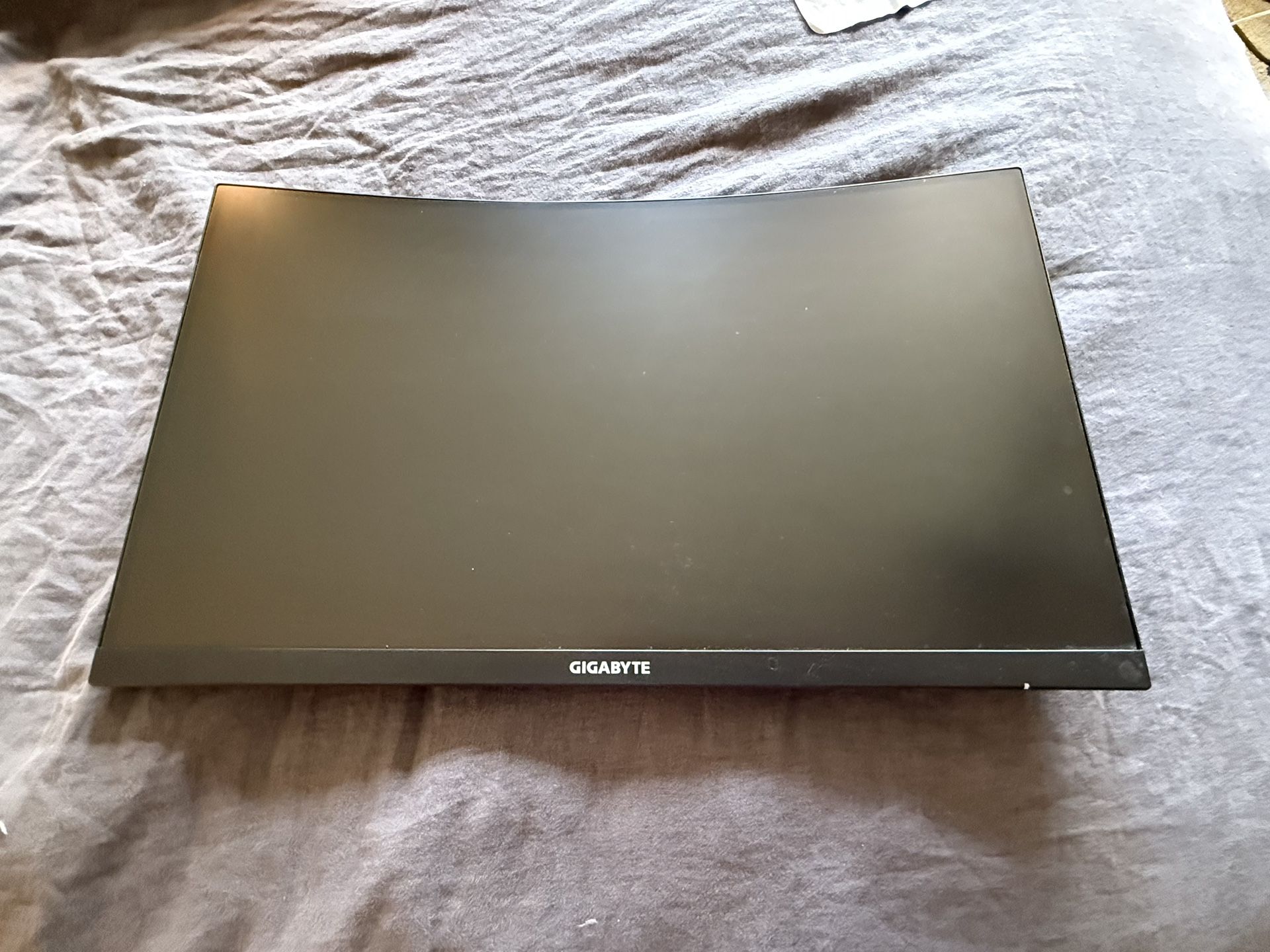 Gigabyte G27QC Monitor(Negotiable)