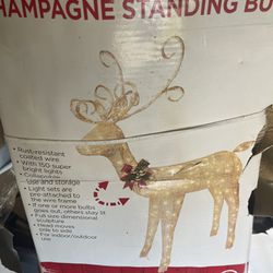 Animated Glittering Christmas buck