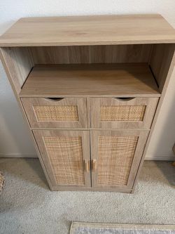 Storage cabinet