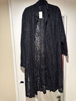 Torrid Size 3 Long Lace Duster 