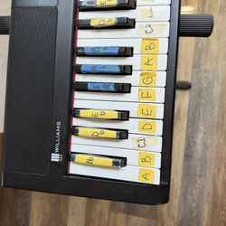 Electric Keyboard 