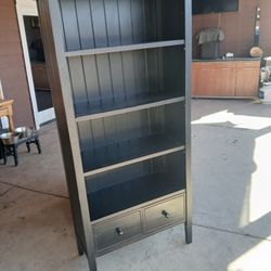 Bookcase 