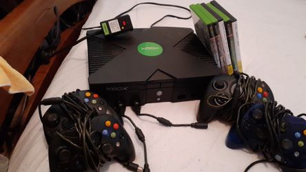 Xbox console and games
