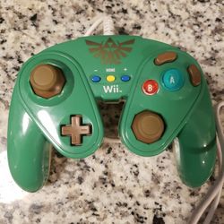 Wii GameCube Remote- Zelda
