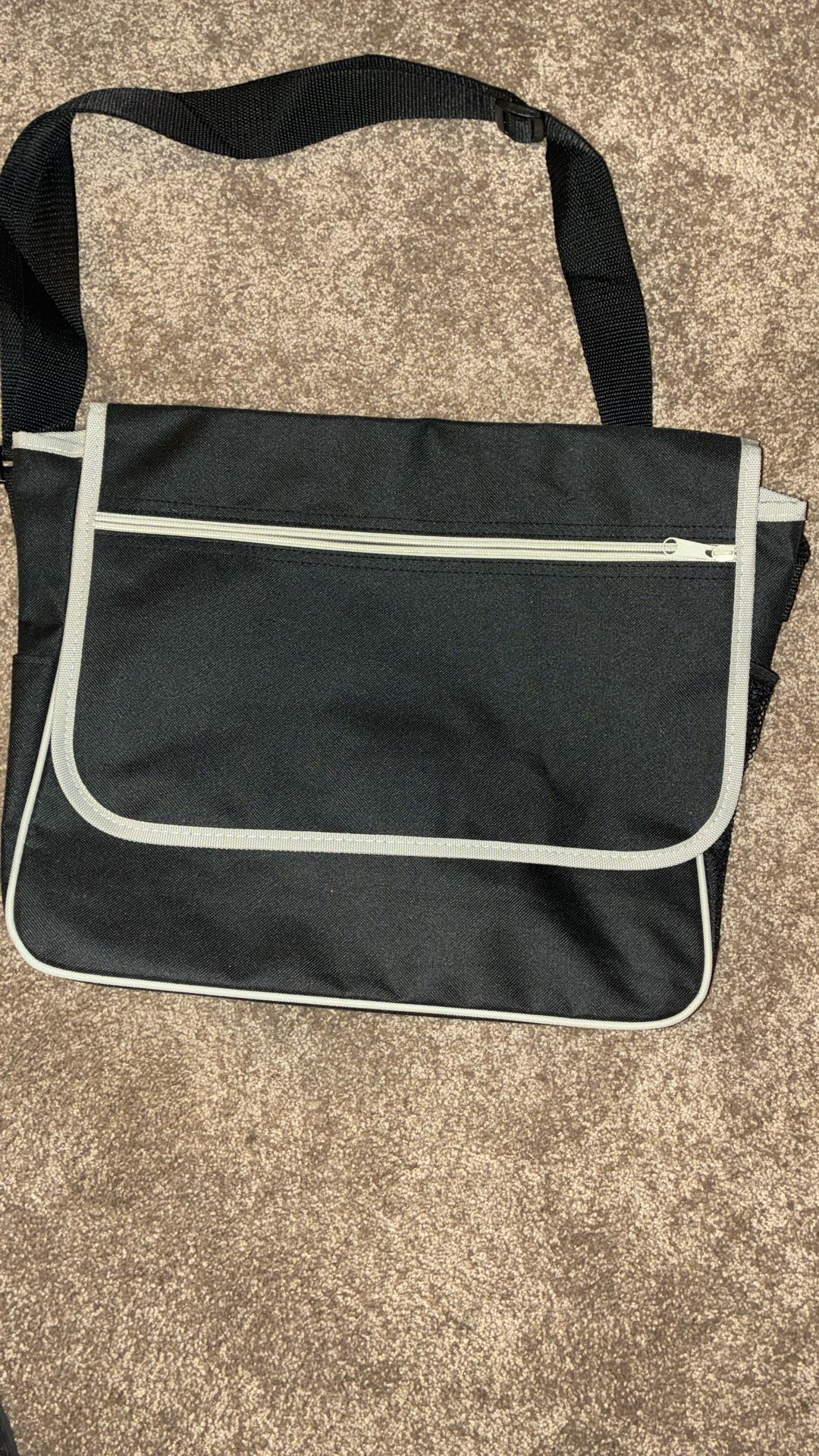 Polyester MESSENGER BAG