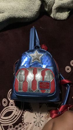 Loungefly backpack (avengers )