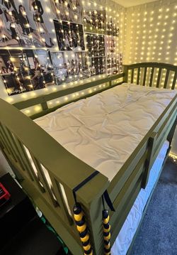 2 Twin Bed  *CONVERTS* to Twin Bunk Bed $250 or Best Offer