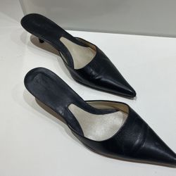 BCBG Kitten Heel Slides Size 9