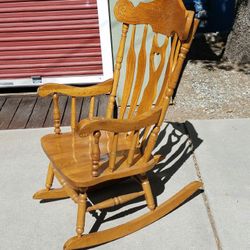 Rocking Chair 