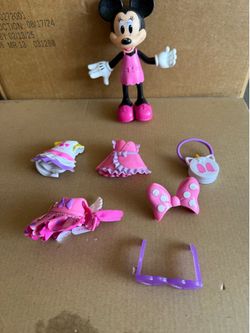 Minnie Mouse Fabulous Fashion Doll