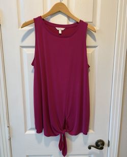 Set of 2 women’s size Large Tank Tops - clothes - Simi valley