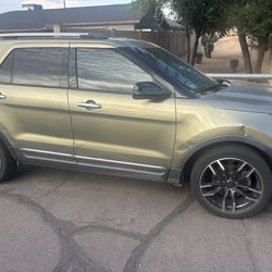 2018 Ford Explorer