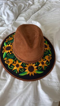 Beautiful sunflower cowgirl hat