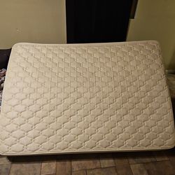 Full matress