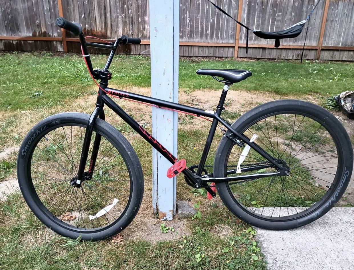 GT Bikes performer 29 BMX 