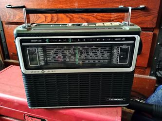 Vintage General Electric GE 10 Band radio receiver multiband monitor 10 shortwave WeatherBand AM FM UHF CB etc