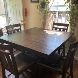 Kitchen Table Set Brown   For Sell 375